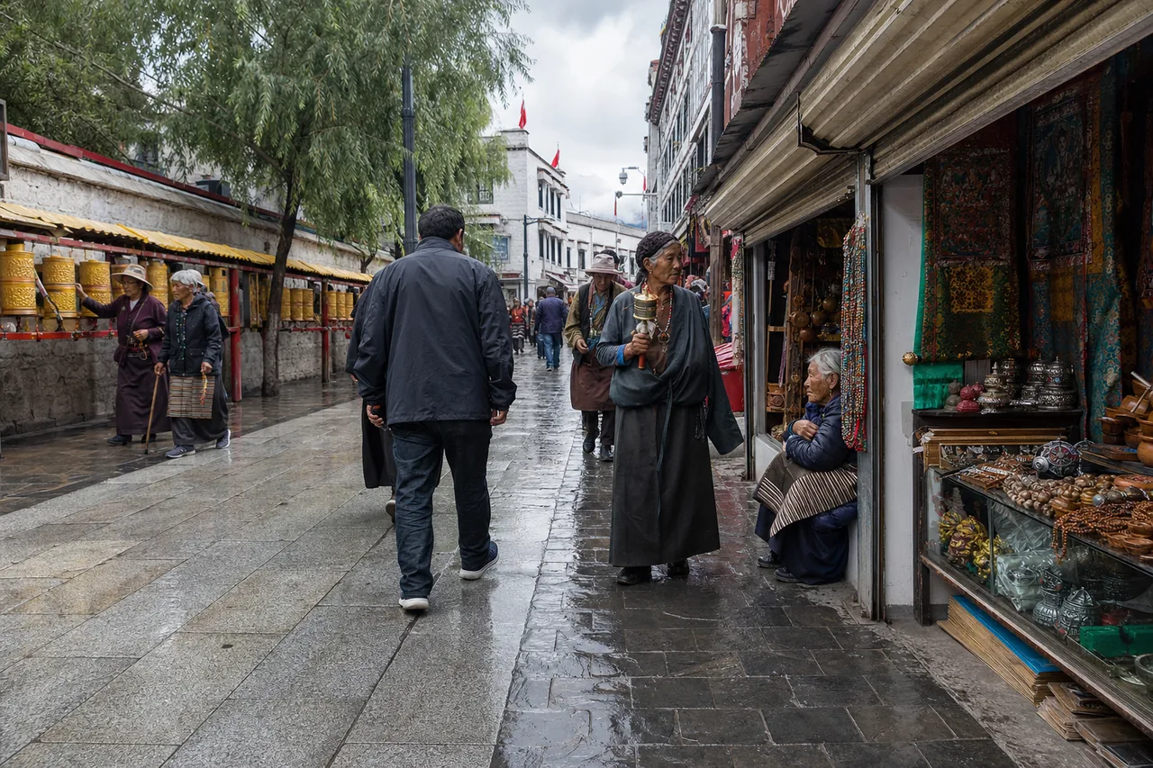 After Rain in Lhasa, Even a Pause Beside a Puddle Felt Like a Way of Entering the City