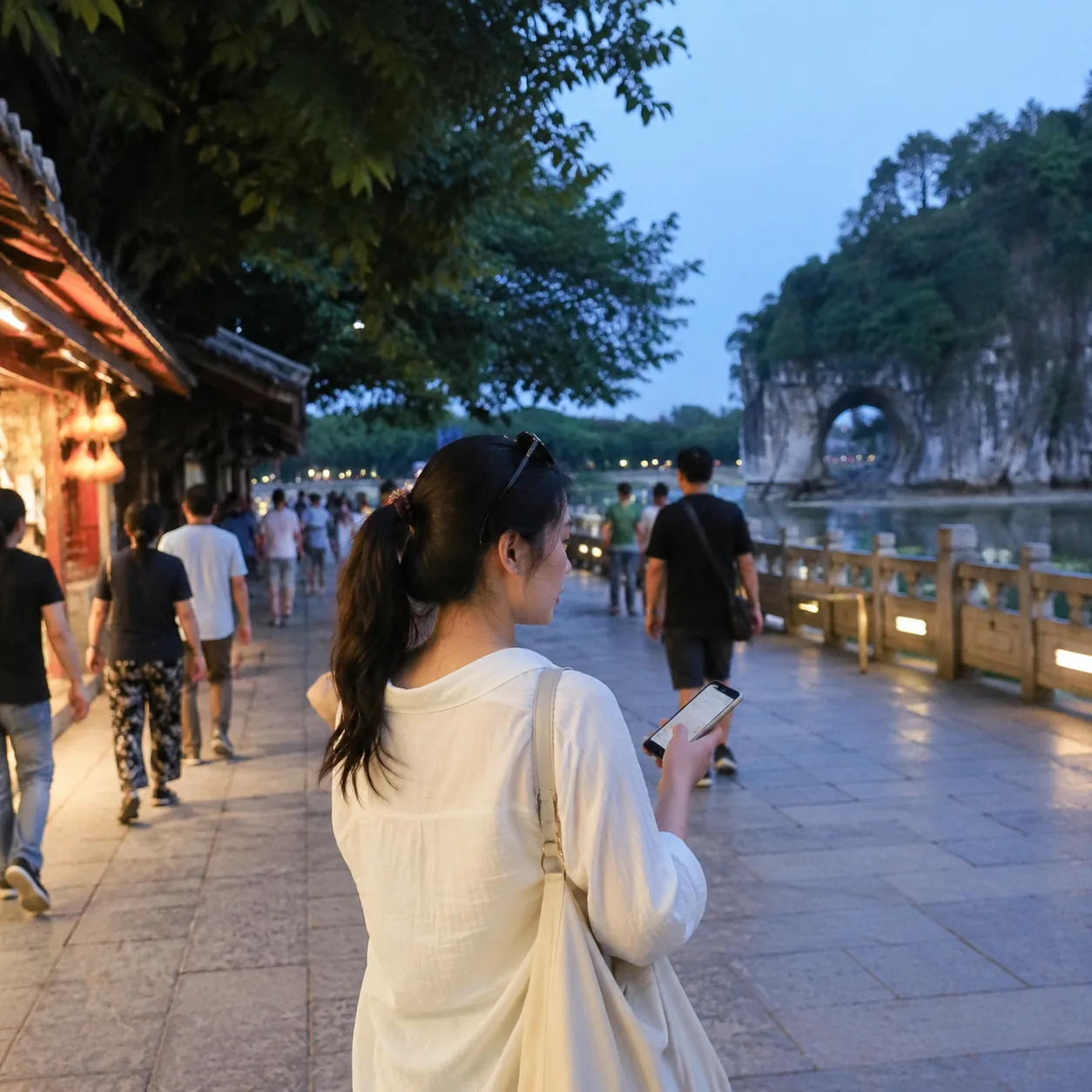 In Guilin, the Owner’s “Stop Searching” Guided Dinner Better Than Any List
