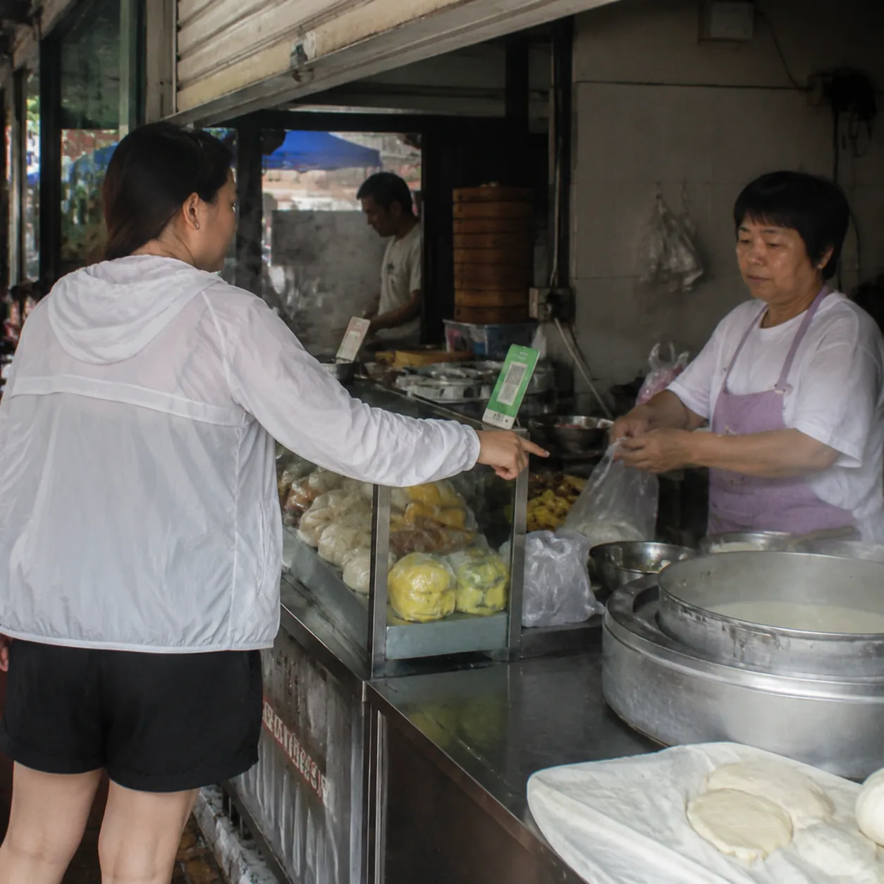 At a Wet Market Breakfast Stall, One “This One” Got Me Hot Soy Milk