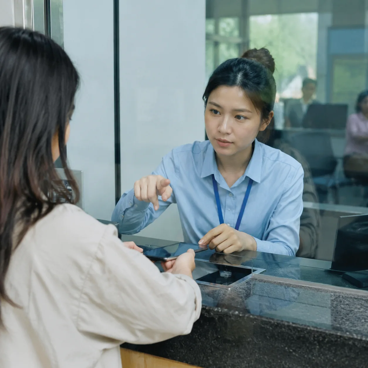 在景区买票前，我先学会确认日期和入园时段