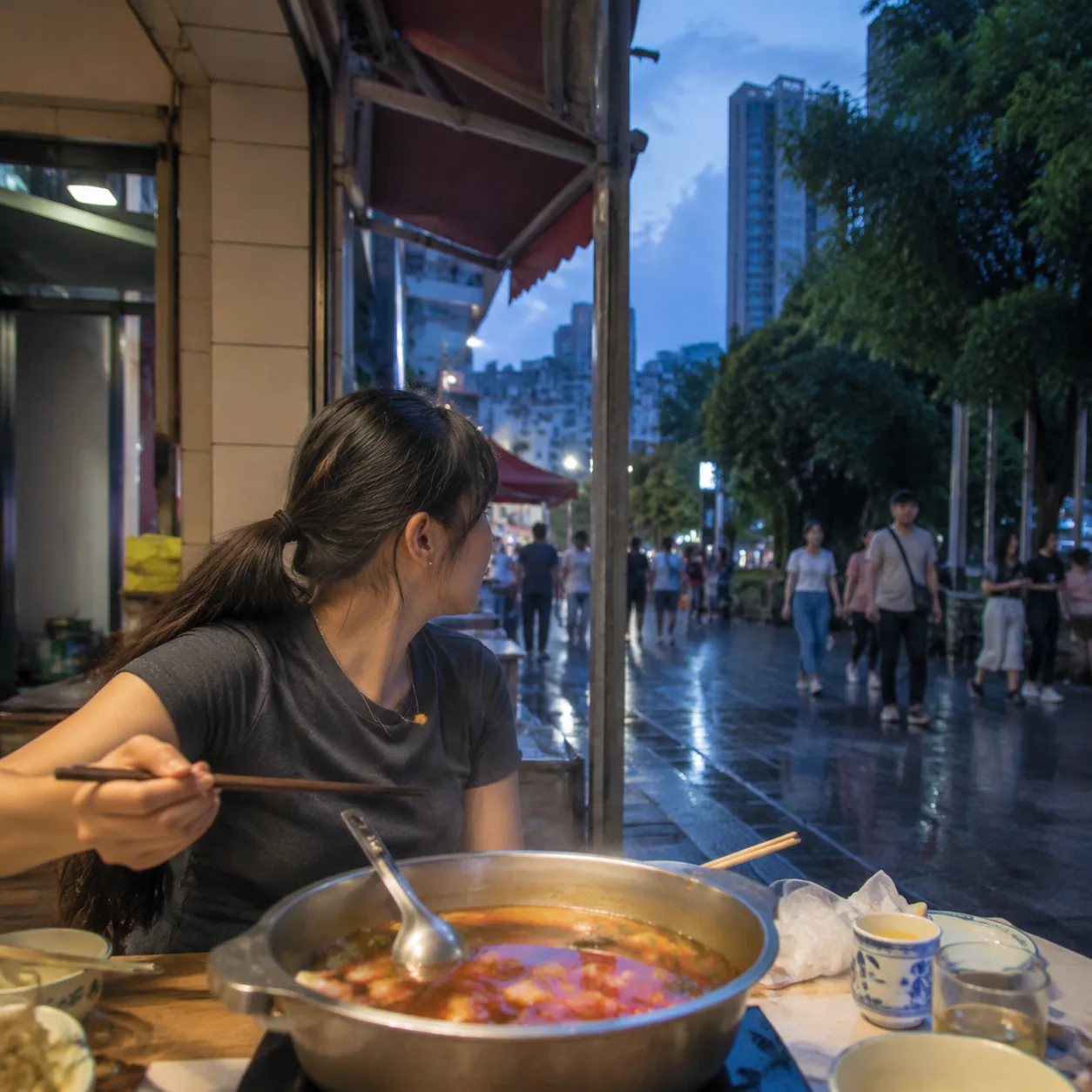 In Guiyang, What Wakes You at Dinner Is Often Not a Signature Dish but the Sour Broth